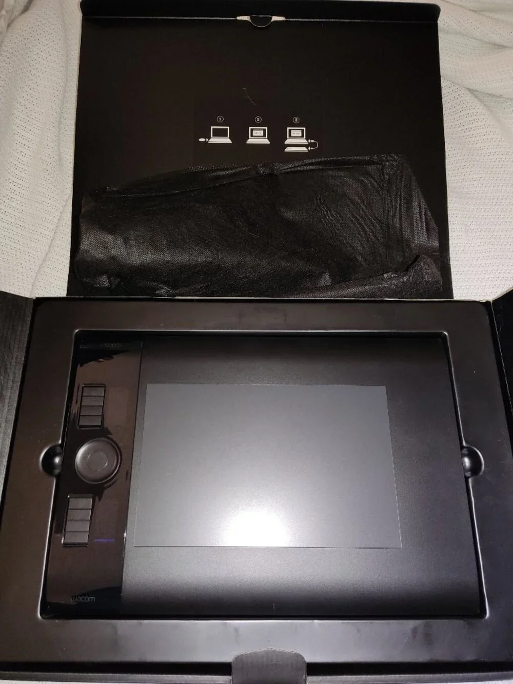 Wacom Intuos 4 Professional Pen Tablet | Medium